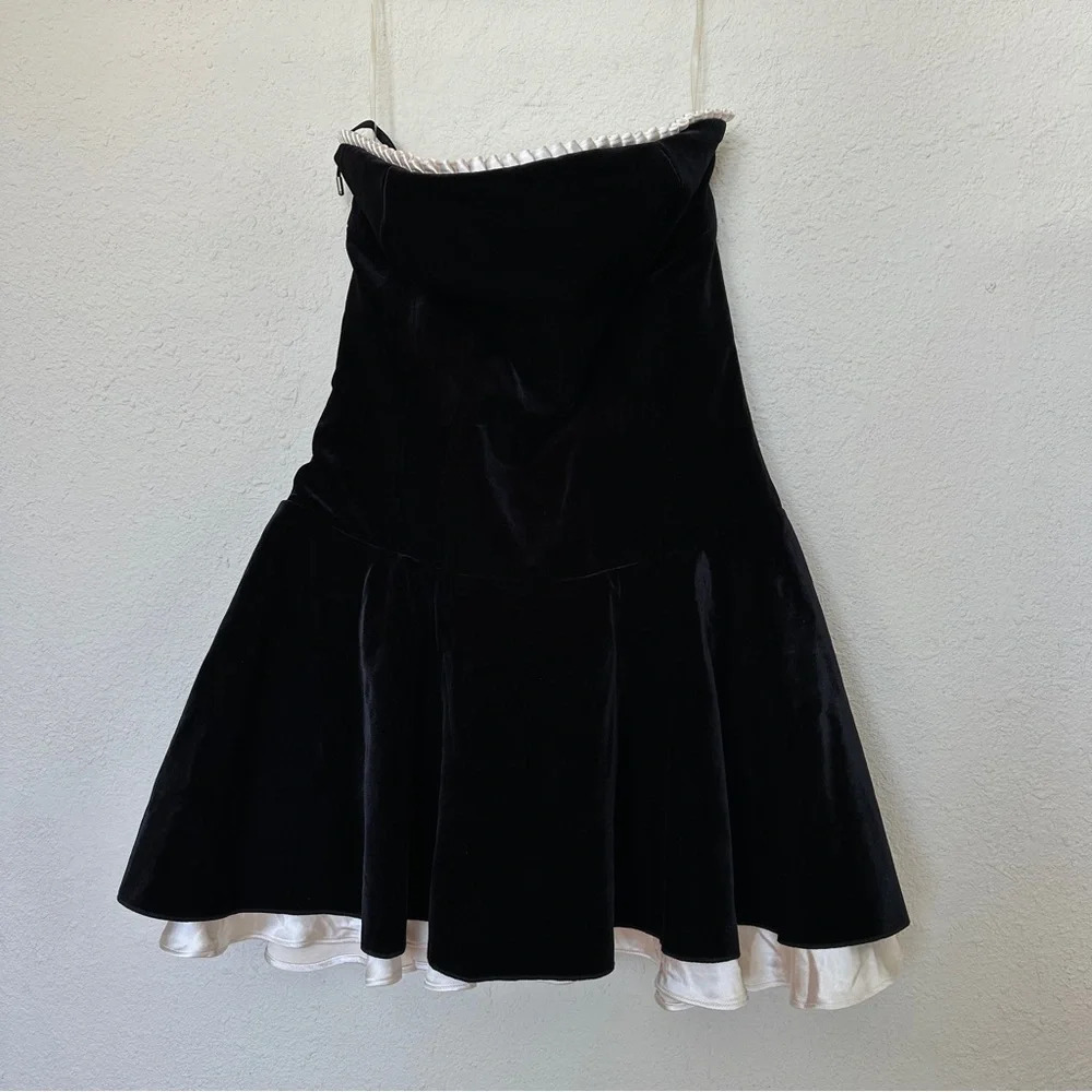 HOUSE OF CB 'Marilla' Black Velvet Strapless Dress NWOT size L - Picture 8 of 14